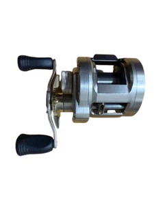 Daiwa RYOGA 2020H Baitcast Reel RH Right Hand NoBox Used From Japan - Picture 1 of 7