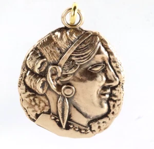 Ciondolo Moneta Medaglione Greco Ciondolo Dea Aidos Bronzo Nuovo Vecchio Stock 1" Pollice - Foto 1 di 2