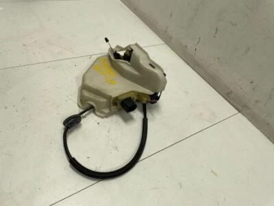 VOLKSWAGEN RABBIT 2006 2009 ATUADOR DE TRAVA DE PORTA TRASEIRA ESQUERDA DO LADO DO MOTORISTA - Imagem 1 de 4