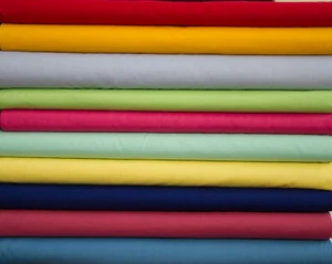 BREITSTOFF Poly/Baumwollstoff - 44/45" Liberty - 40+ Farben verfügbar - Bild 1 von 46