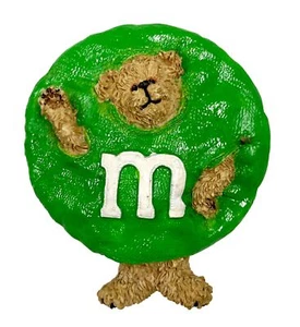 Boyds Bear LiL’ Sumptin Green M&M's 2” Kühlschrankmagnet 2006 - Bild 1 von 15