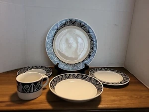 Place setting 1998 Sakura Oneida Majesticware Shadow Dinner Salad Plate Bowl Mug - Picture 1 of 5