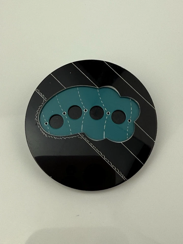 David LaPlantz абстрактный ручной работы круглый алюминиевая брошь цветной - Изображение 1 из 4