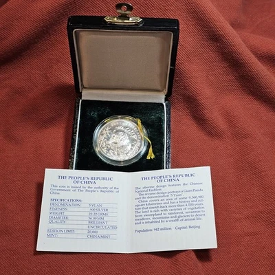 Panda gigante de plata China 1986 5 yuanes 25º mundo vida silvestre UNC WWF Foto 1 de 2