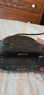 Sony Dream Machine ICF-C318 FM/AM Dual Alarm Clock Radio Black Tested And Works - Image 1 of 4