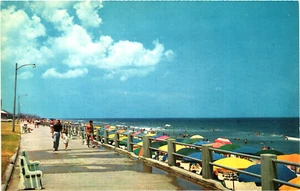 Postcard: Virginia Beach -- Virginia - USA - Picture 1 of 2