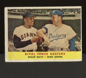 1958 Topps #436 Willie Mays / Duke Snider Rival Fence Busters - VG #3921 - Picture 1 of 1
