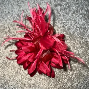 new white house black market pink red flower pin brooch - Picture 1 of 4
