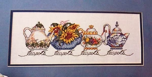 PENTOLE DA TÈ SENZA TEMPO motivo punto croce 4 disegni girasoli floreale inglese Cina - Foto 1 di 8