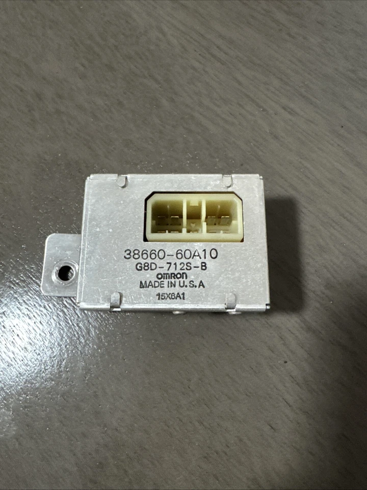 GEO TRACKER SIDEKICK CONTROLLER RELAY HEADLIGHT Control MODULE 38660-60A10 - Image 1 of 1