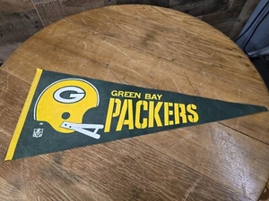 VINTAGE 1970'S NFL Green bay packers FOOTBALL FULL SIZE FELT PENNANT - Picture 1 of 6