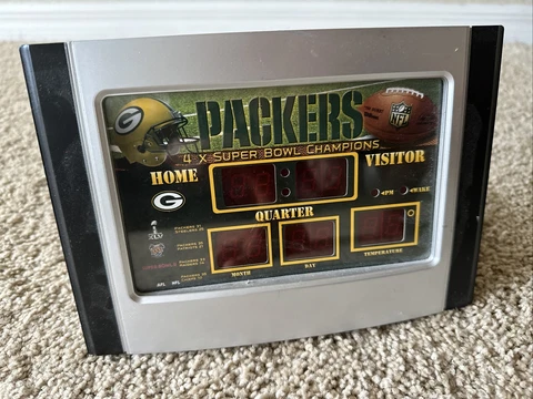 Green Bay Packers Scoreboard 6.5" x 9" Clock Alarm Clock Temperature Cover