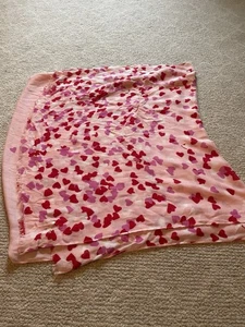 Kate Spade New York Scarf / Wrap / Shawl 26 x 80 Falling Hearts Pink Fringe - Picture 1 of 4