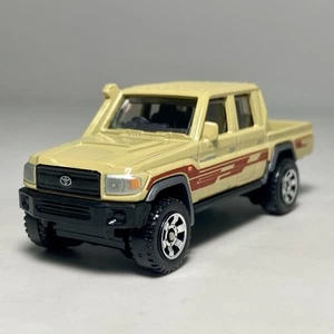 Matchbox 2017 '17 Toyota Land Cruiser 78 Tan 1:64 Diecast Diorama Model Car #109 - Picture 1 of 12
