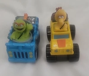 Mattel 2008 Sesame Workshop  Oscar And Big Bird  Die Cast 3" Lot Of 2 Cars - Picture 1 of 7