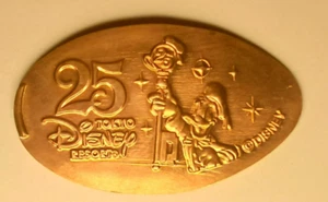 DONALD 25TH ANNIVERSARY Elongated Souvenir Medal ~ TDL0838 / Tokyo Disneyland - Picture 1 of 1