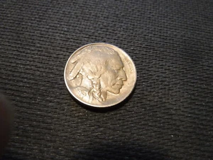 1913 Type 1 Buffalo Nickel - Picture 1 of 2