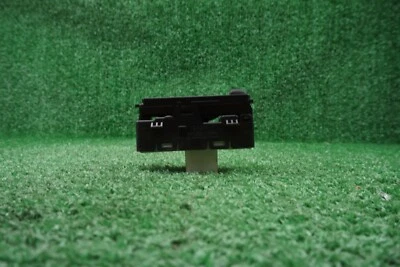 Interruptor de ventana del lado derecho del pasajero Chrysler 200 2015 2016 2017 OEM Foto 1 de 3