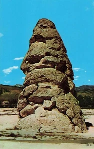 LIBERTY CAP AT MAMMOTH YELLOWSTONE NATIONAL PARK Vintage PC - Picture 1 of 2