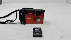 Nikon COOLPIX W300 16MP Kompakt-Digitalkamera orange als Ersatzteilspender - schaltet sich nicht ein - Bild 1 von 13