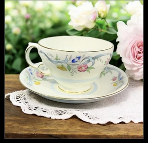 Porcelain tea cup and saucer with floral design by Adderley Bone China - Picture 1 of 5