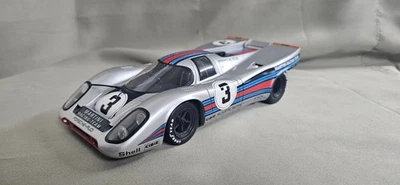 Литая модель Universal Hobbies 1970 Porsche 917 масштаб 1:18, Elford Larrouse - Изображение 1 из 4