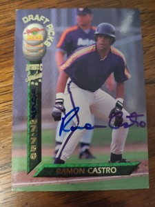 Ramon Castro Autographed 1994 Signature Rookies Draft Picks Card #4468/7750 