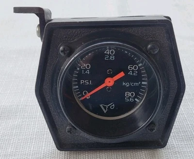 Vintage 1980s Automotive Car Oil Pressure Gauge Hot Rod - Image 1 of 4
