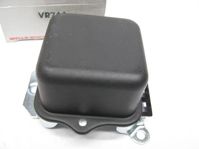 Wells VR714 Voltage Regulator For International Harvester - Image 1 of 4
