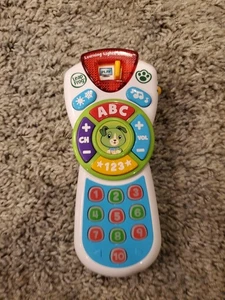 Leap Frog Scout's Learning Lights Remote Deluxe, Green, English & Spanish - Picture 1 of 7
