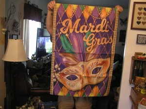 BANDIERA CASA PINATA MARDI GRAS 28x40" tessuto pesante colori vivaci double~face~nuova con scatola - Foto 1 di 5