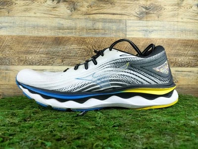 Zapatos para correr Mizuno Wave Sky 6 para hombre blancos talla 11,5 J1GC220201 Foto 1 de 4