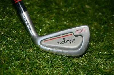 Ben Hogan	Edge 	3 Iron	Right Handed	39.25"	Graphite	Stiff	New Grip - Image 1 of 4