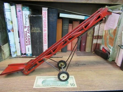 Vintage Tru-Scale Farm PORTABLE Elevator HAY BALE Conveyor Belt Implement 456 - Image 1 of 4