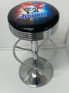 NEWCASTLE KNIGHTS PREMIUM BAR STOOL ADJUSTABLE HEIGHT - Picture 1 of 5