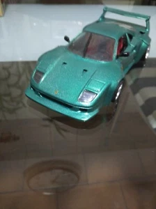 Modellino Ferrari F 40 Gemballa in Ferro in scala 1: 24 Verde Metallizzato - Foto 1 di 5