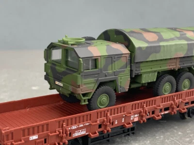 Märklin 4MFOR German Army (BW) 46955 KBS 443 Flat Car w/5 Ton GL Truck LZ HO2352 - Image 1 of 4