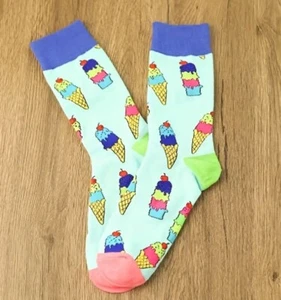 1 Paar Lustige Socken EIS ICE Funny Socks Cartoon One Size 36-42 *NEU* - Bild 1 von 3