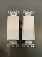 2 Pack Leviton Decora 15A  4-Way Rocker Switch (5604)-White 