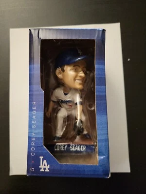 Bobblehead Corey Seager 2019 de los Dodgers de Los Ángeles Foto 1 de 4