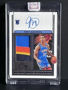 2020-21 Panini One and One Rookie Jersey On Card Auto #22 Theo Maledon Auto /49 - Foto 1 di 4