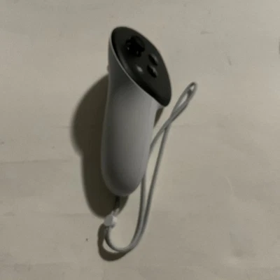 Meta Oculus Quest 3, 3s VR/Genuine “LEFT” Controller ONLY - Image 1 of 4