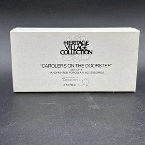 Department 56 Heritage Village #5570-0 Carolers On The Doorstep Set 4 Figuren - Bild 1 von 6