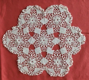 Centrino Antico Fatto a Mano - Diametro: 28 CM - Bild 1 von 2