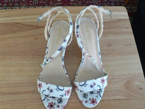 quinnifer slingback pumps