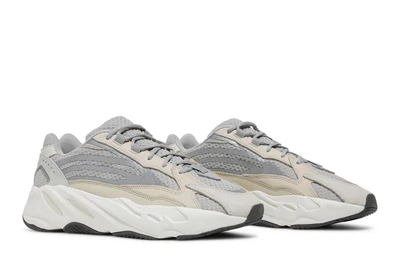 Adidas Yeezy Boost 700 V2 Crema GY7924 Foto 1 de 3