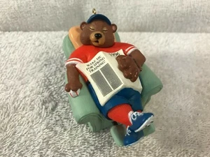 Christmas ornament Hallmark Bear asleep in recliner 1996 Baseball CH4764 - Picture 1 of 5