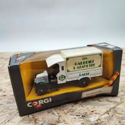 Corgi Classics 1926 Renault Van 1:43 AUX GALERIES LAFAYETTE PARIS 1985 - Bild 1 von 4