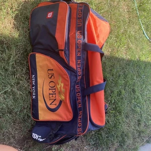 Wilson US Open Racquet Tennis Bag w/ Strap Pocket 27" With Tag - Picture 1 of 9