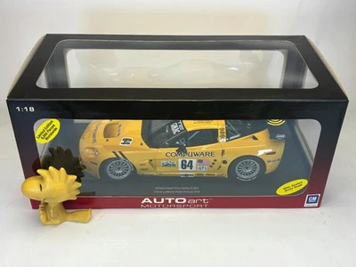 Chevrolet Corvette #64 C6R 24hrs Le Mans 2005 Winner 80504 1:18 AUTOart - Imagem 1 de 4